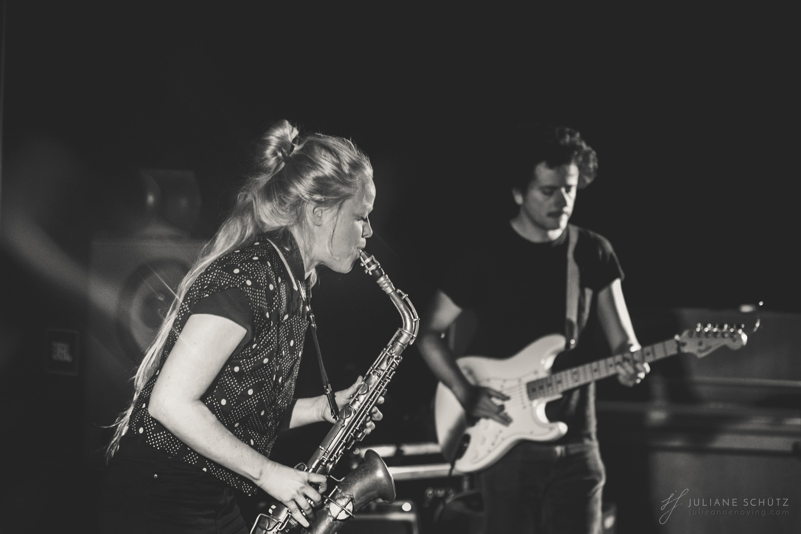21h30, Motoco – THE HATCH + Surprises